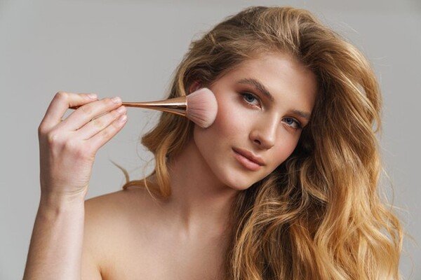 diferencia entre polvos sueltos y compactos