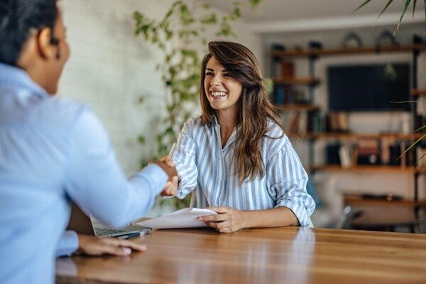como maquillarse para una entrevista de trabajo