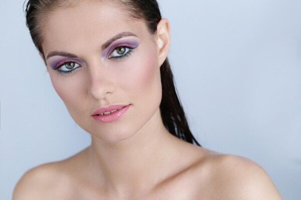 maquillaje tonos morados