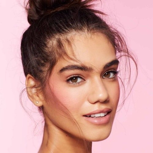 Cómo elegir (y acertar) con el tono de colorete si quieres un maquillaje natural | Maybelline New York