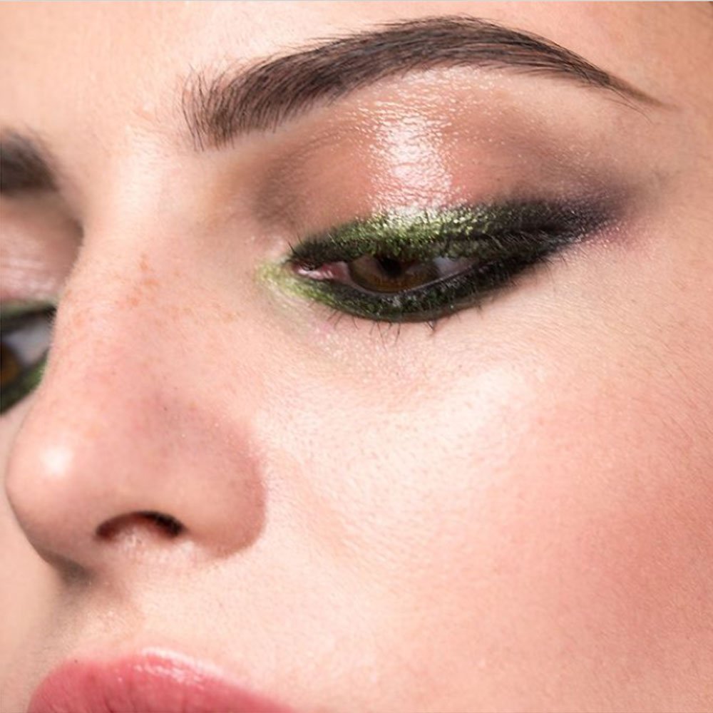 El maquillaje en tonos verdes hace 'match' con estos colores de ojos |  