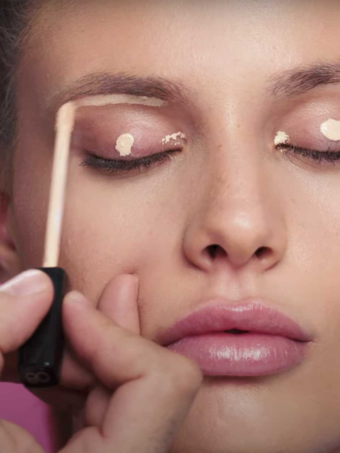 Este es el maquillaje perfecto para acabar con la mirada triste Este es el maquillaje perfecto para acabar con la mirada triste