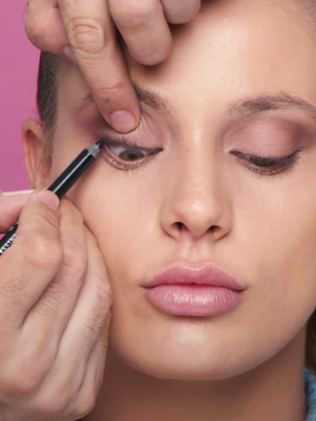 Este es el maquillaje perfecto para acabar con la mirada triste Este es el maquillaje perfecto para acabar con la mirada triste