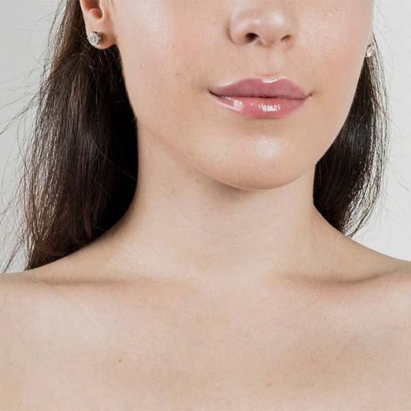 labios mordidos