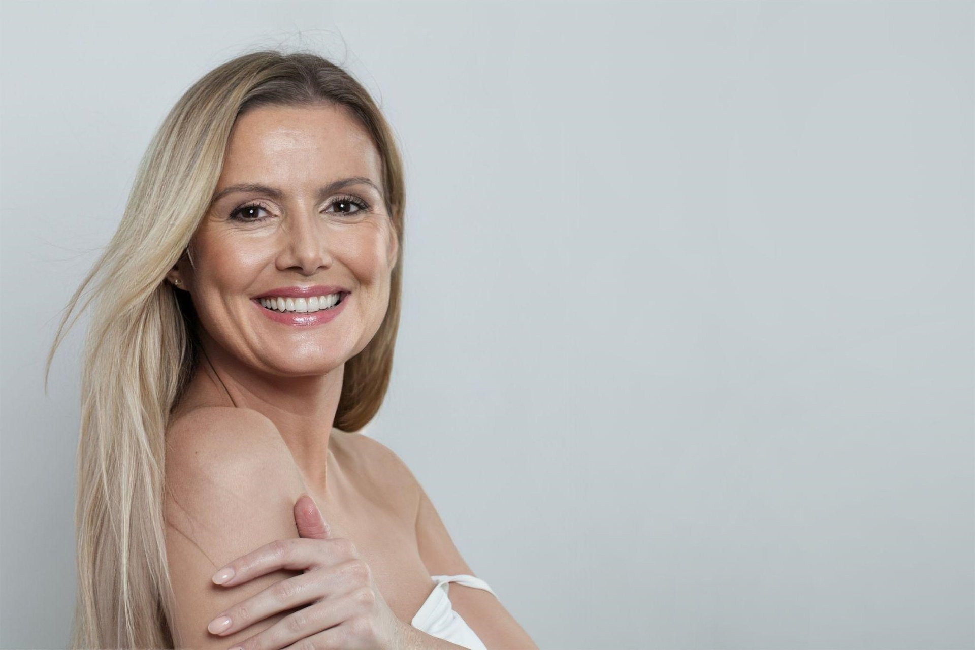 base de maquillaje piel madura