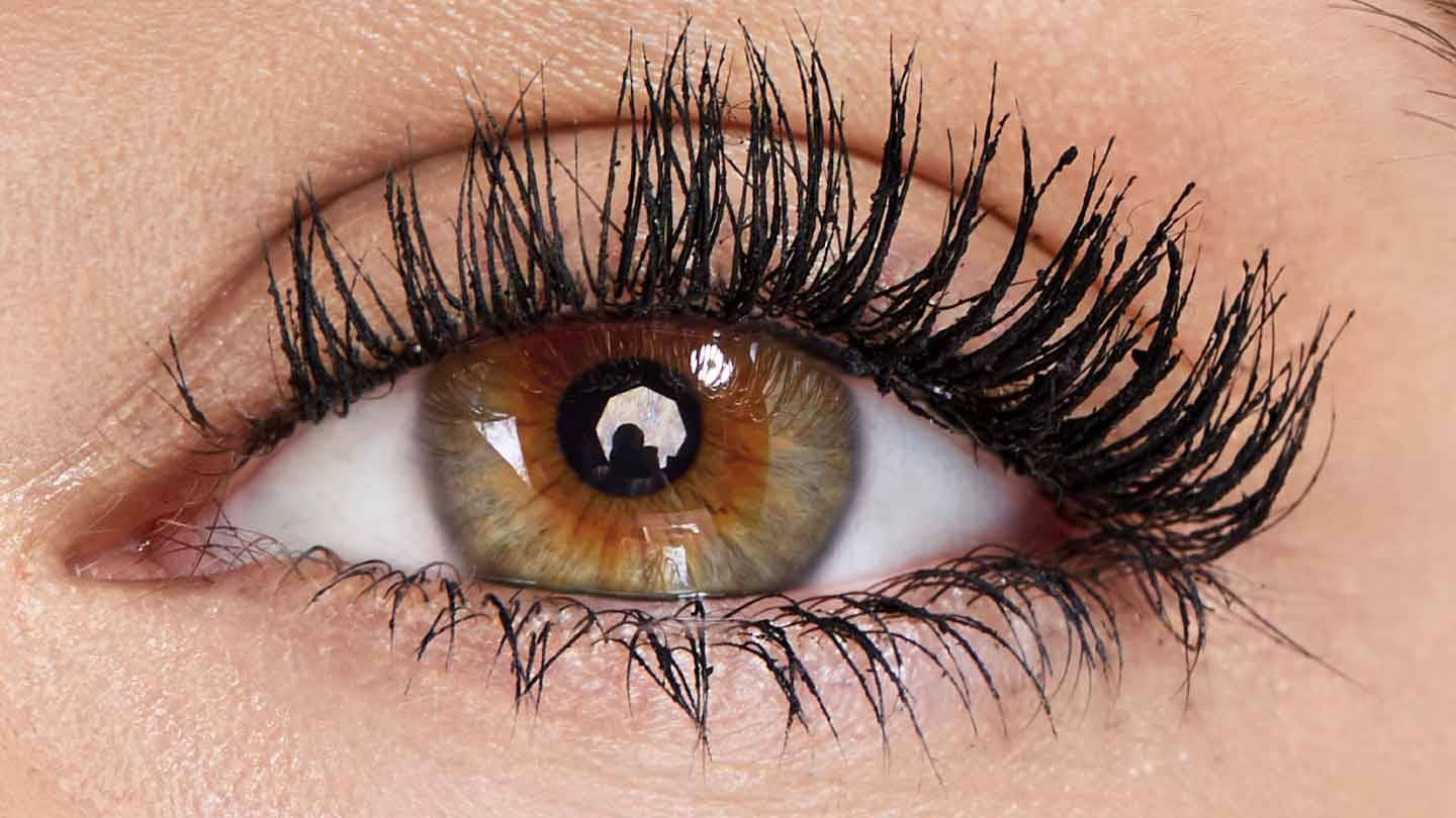 Como hidratar las pestanas para una mirada de impacto2