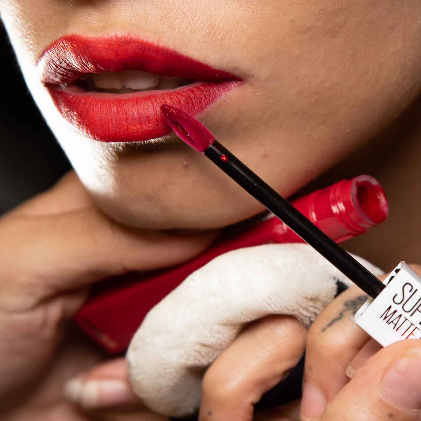 maybelline espana Como pintar tus labios rojos todo lo que tienes que saber5