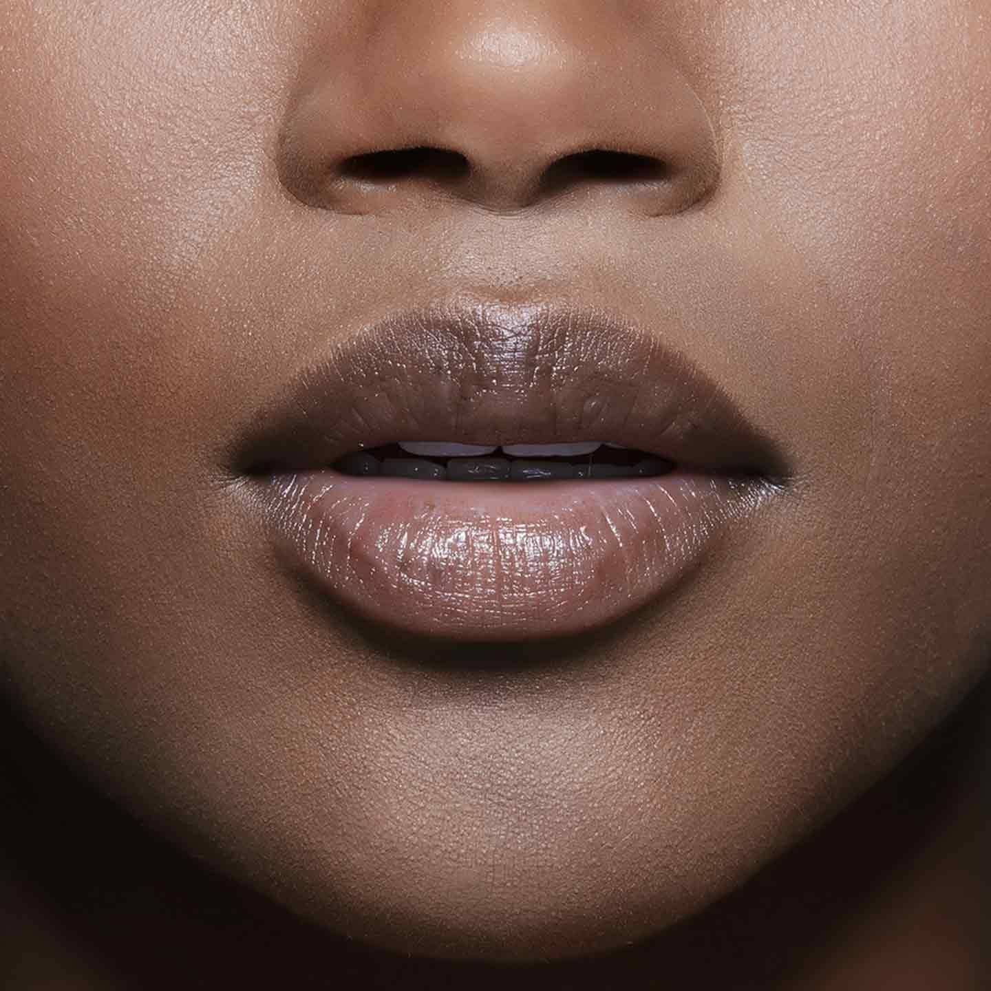 Maybelline Espana Como pintarse bien los labios y darles el acabado perfecto 2