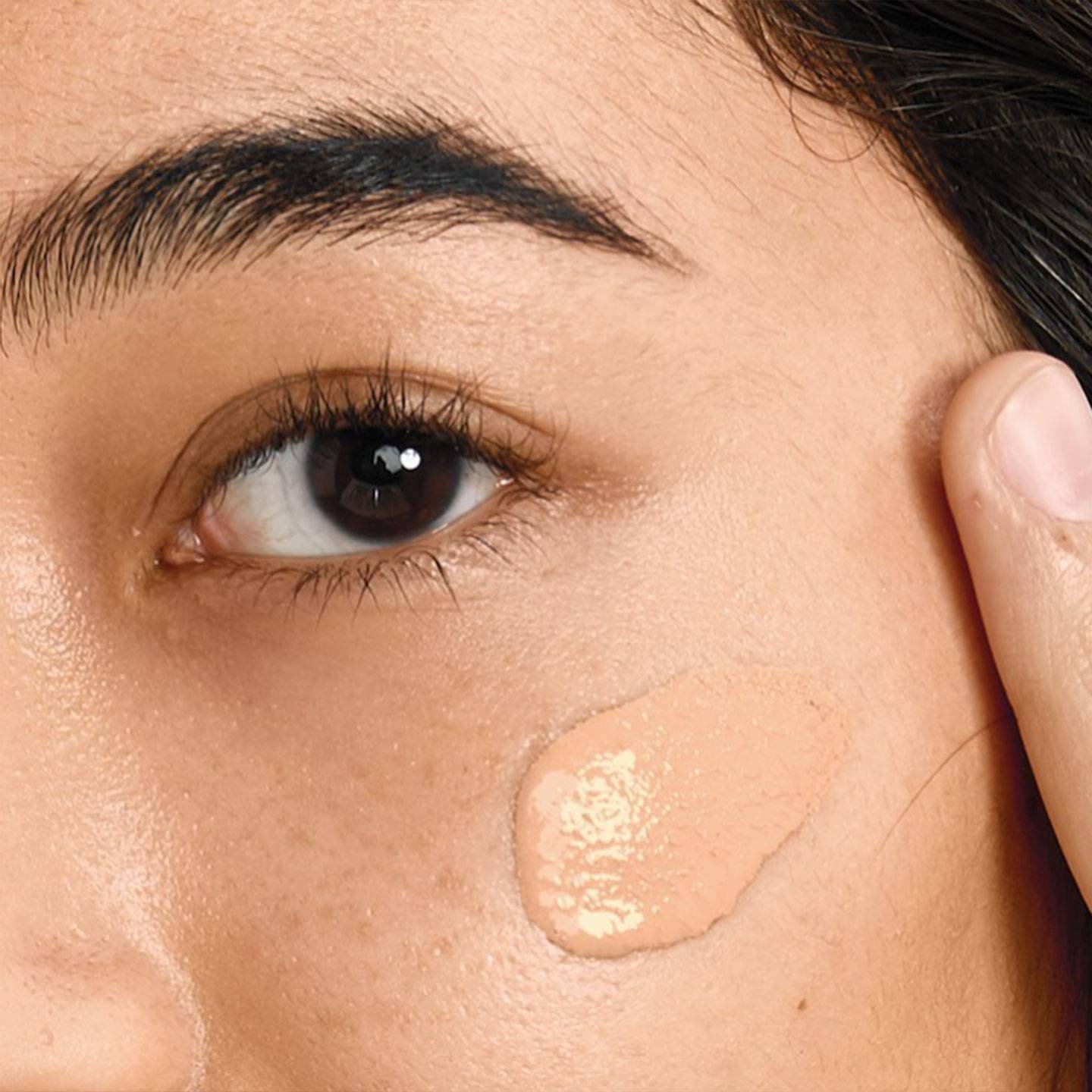 Cómo elegir la base de maquillaje según tu tipo de piel Maybelline.es