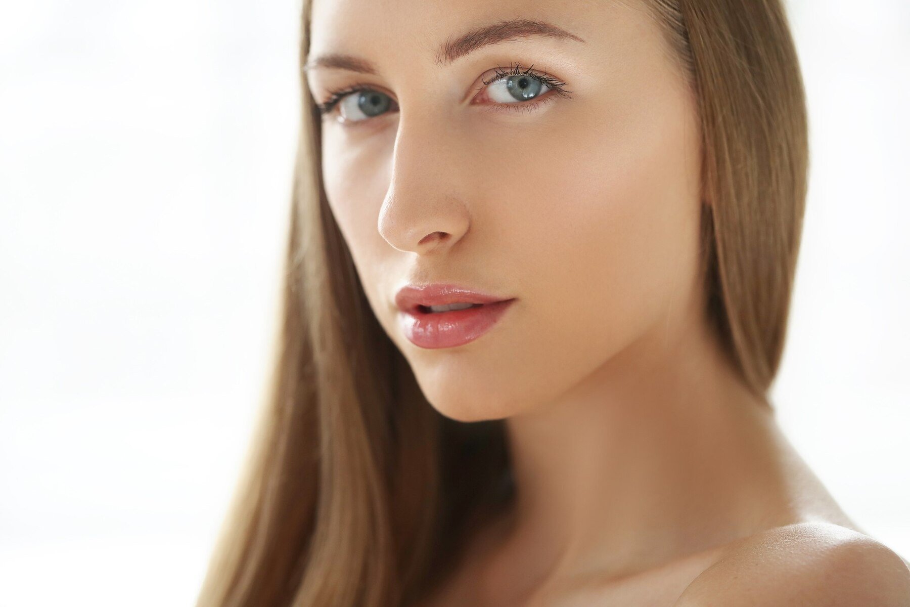 contouring para disimular nariz aguilena