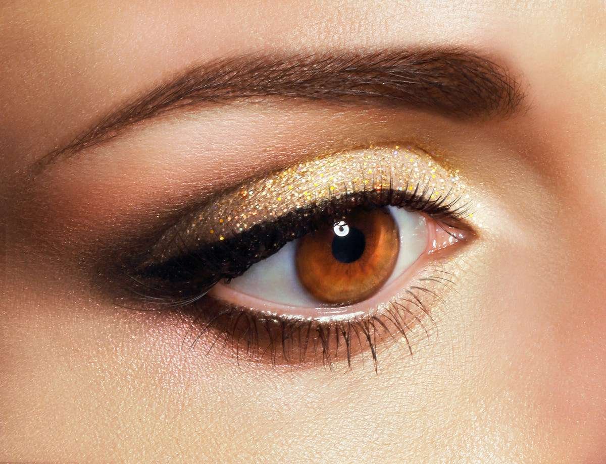 golden makeup