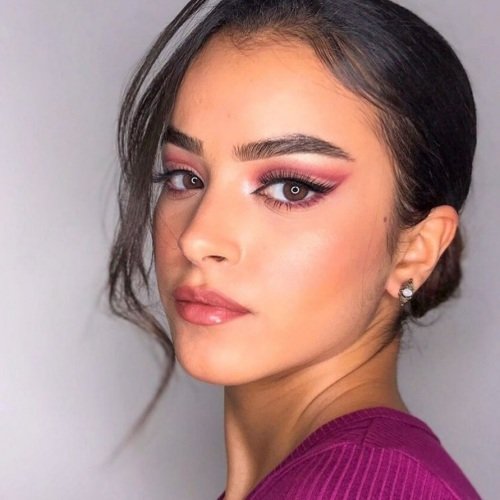 Maquillaje para combinar con vestido azul marino on sale