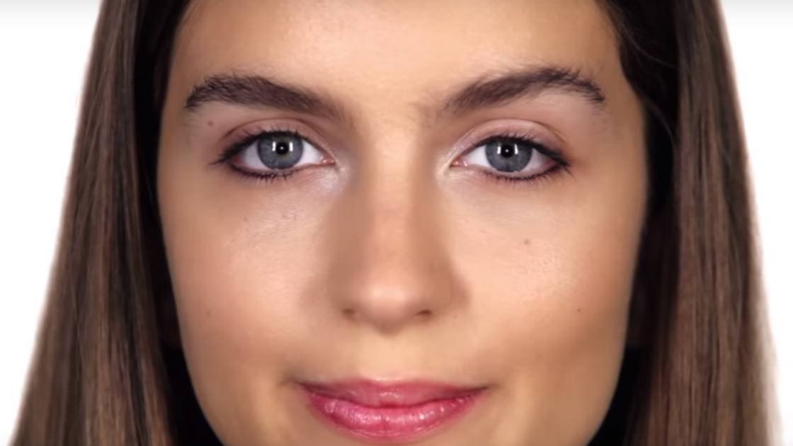 Las 3 claves para usar el iluminador de ojos correctamente Las 3 claves para usar el iluminador de ojos correctamente