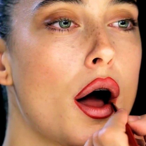 ¿Cómo usar el perfilador de labios? | Maybelline