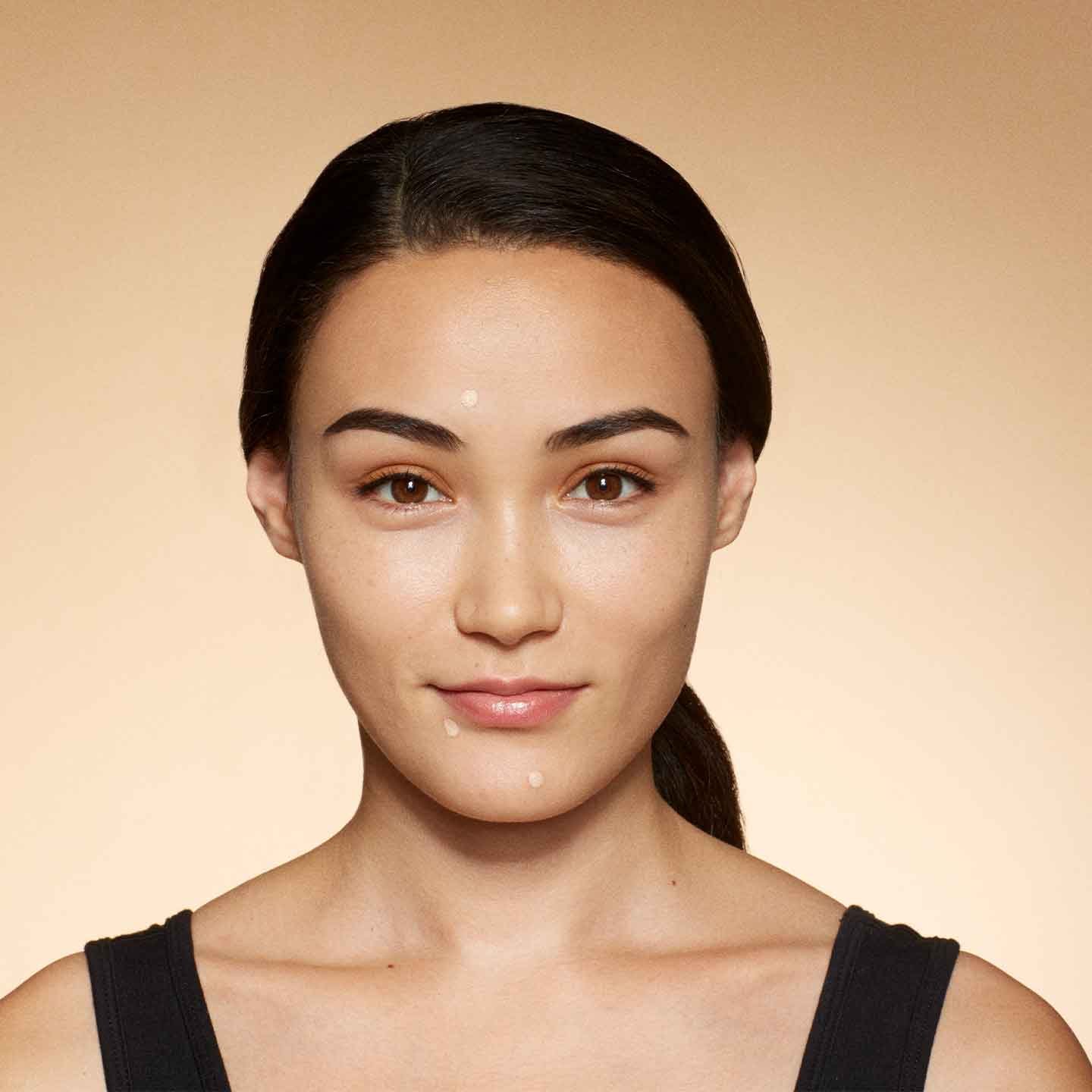 Paso 3: Usos del Corrector de Maquillaje que te Sorprenderán