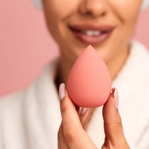 como lavar esponjas de maquillaje