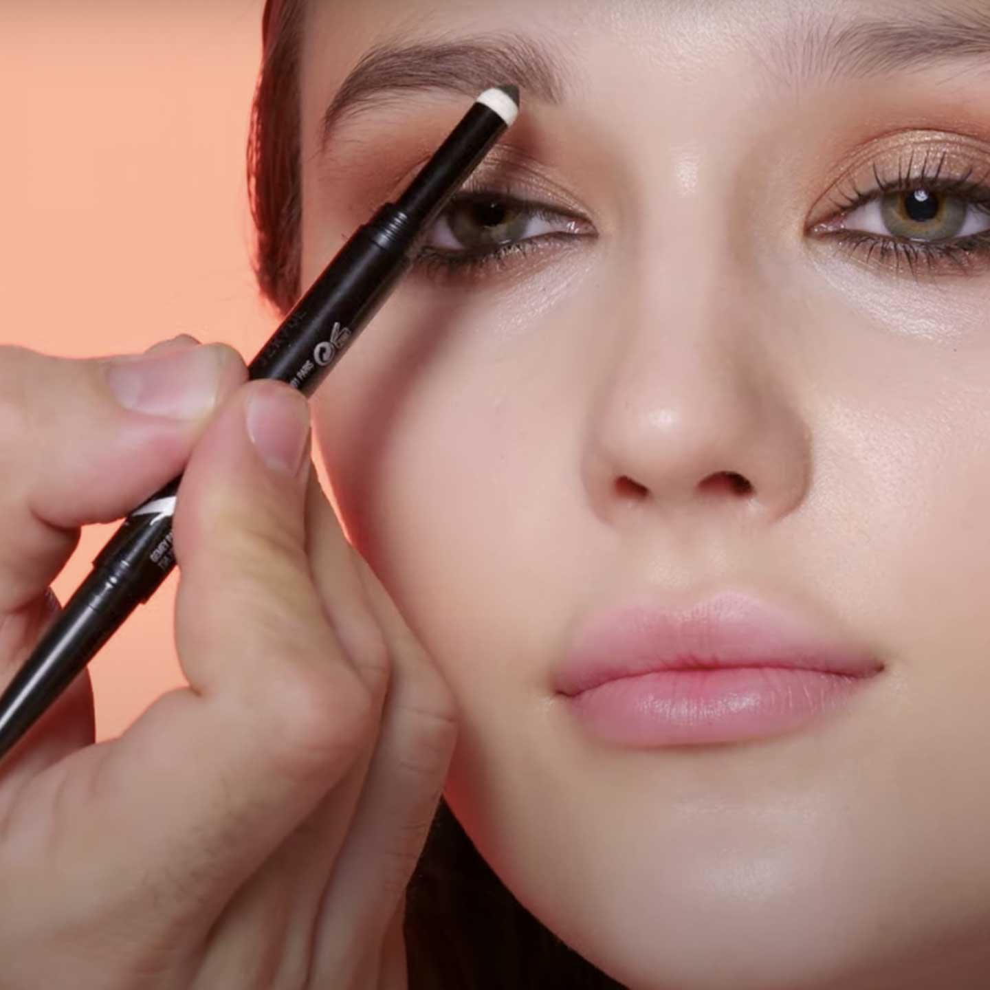 maybelline espana Descubre los looks de maquillaje de ojos de la temporada9